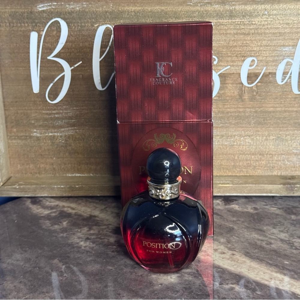 NWOT Hybrid & Company Position for Women Eau De Parfum Natural